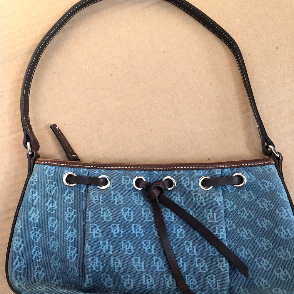 Vintage Dooney and Bourke Handbag
